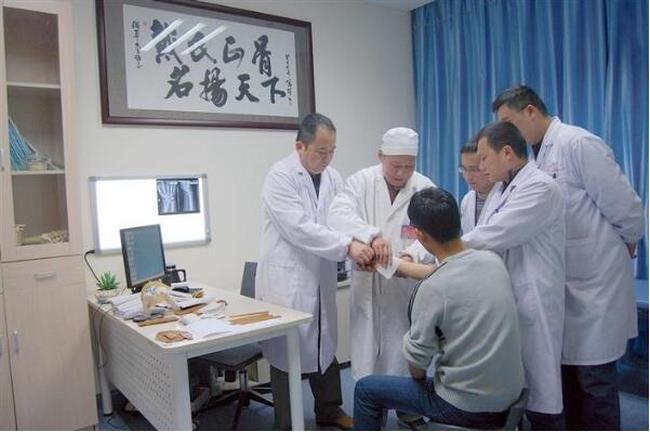 全國最佳！安徽中醫(yī)藥高等?？茖W(xué)校附屬醫(yī)院（蕪湖市中醫(yī)醫(yī)院）骨傷科榮登“國榜”                                       十大亞?？聘哔|(zhì)量打造中醫(yī)醫(yī)療區(qū)域中心(圖2)