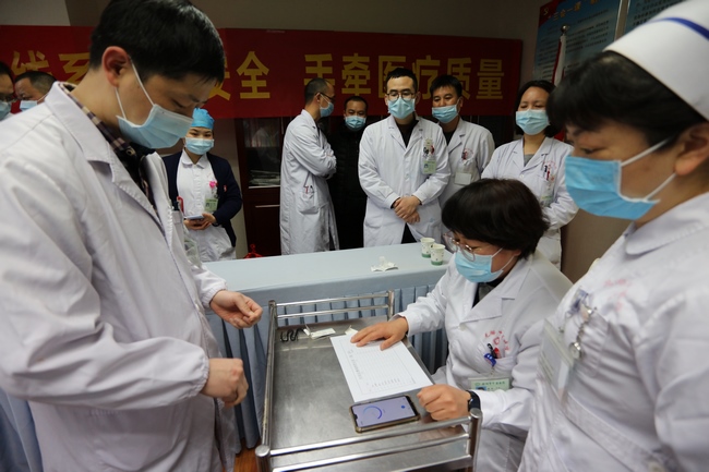 “不忘初心，牢記使命” ——外科二支部開(kāi)展臨床打結(jié)比賽主題黨日活動(dòng)(圖2)